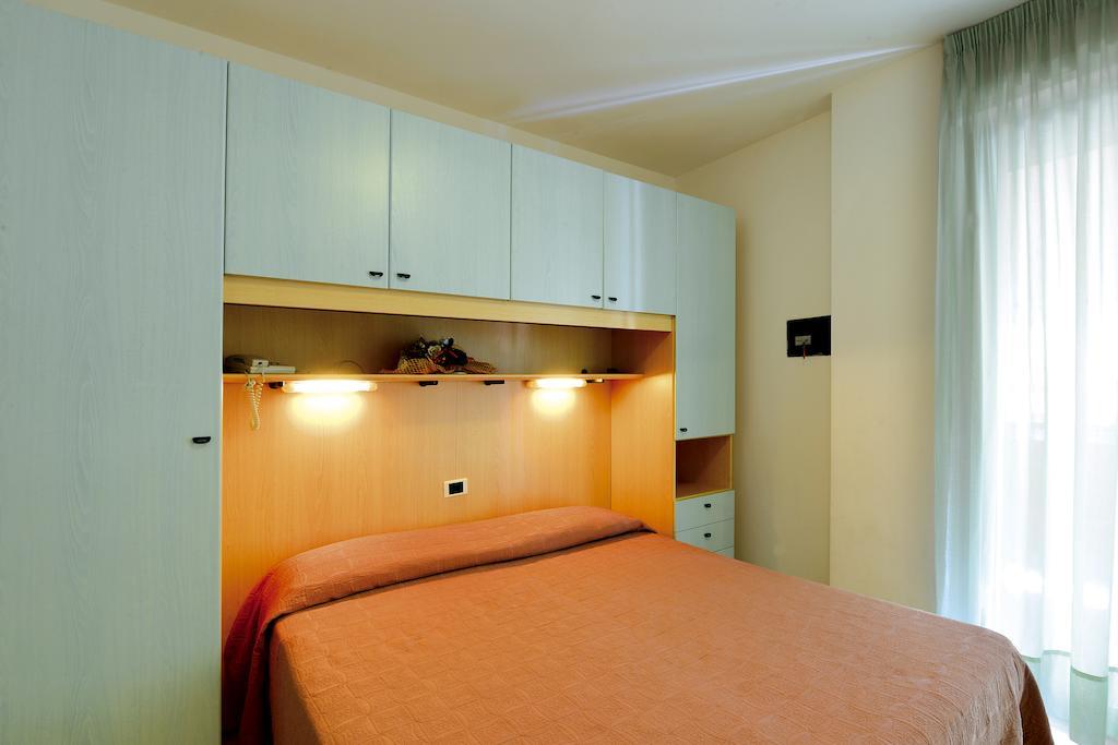 Hotel Residence Margherita Tortoreto Oda fotoğraf